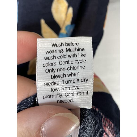 Croft & Barrow Blouse Womens Small Navy Leaf Print Button Front 3/4 Sleeve - Picture 8 of 10